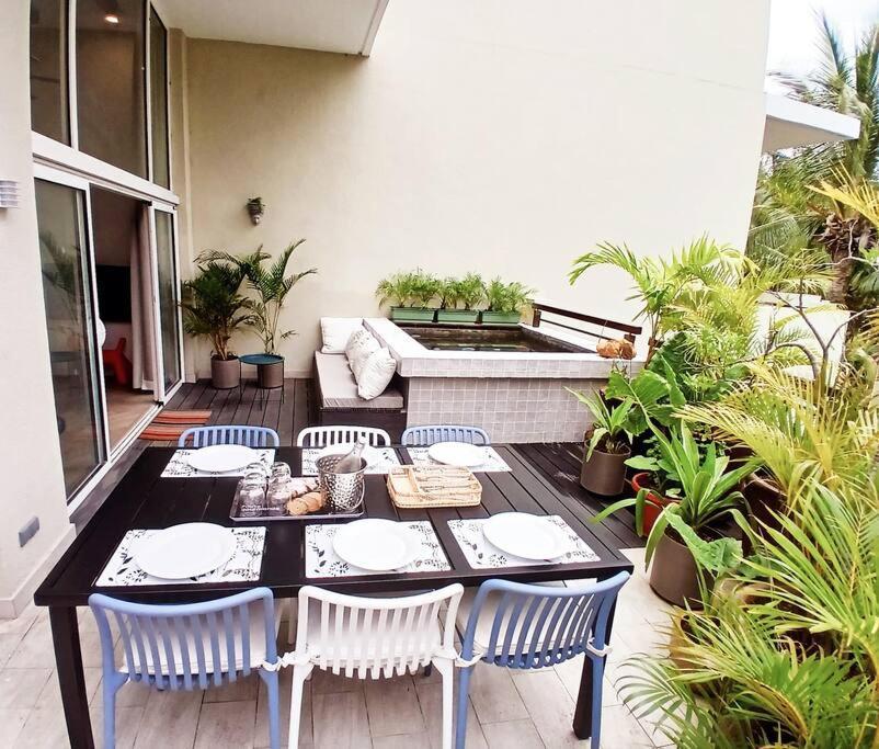 Seaside 3 Suites Penthouse With Pool Gym & Bbq Terrace Кап Малюро Екстериор снимка